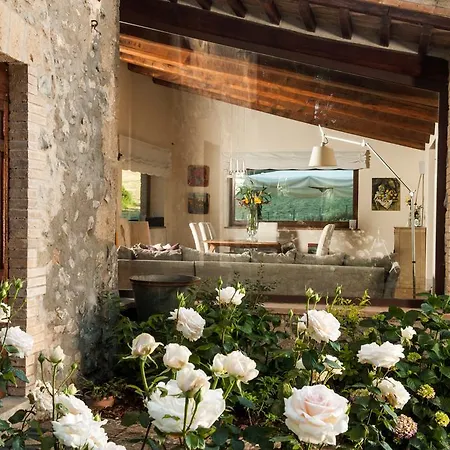 Collombroso By Posarellivillas * Porano