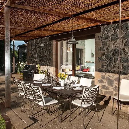 Collombroso By Posarellivillas * Porano